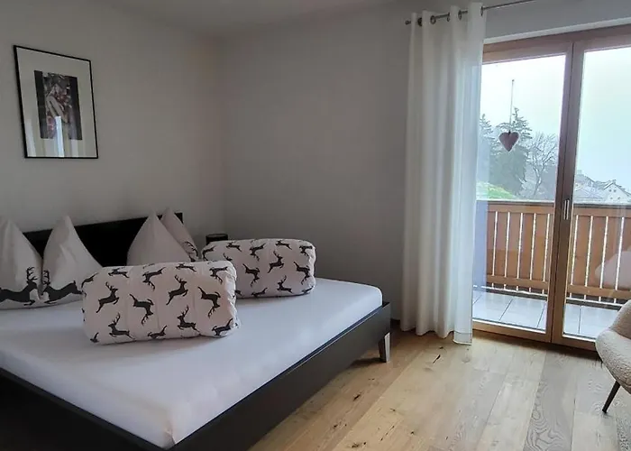 Апартаменты Chasa Scandella - Carl Зент